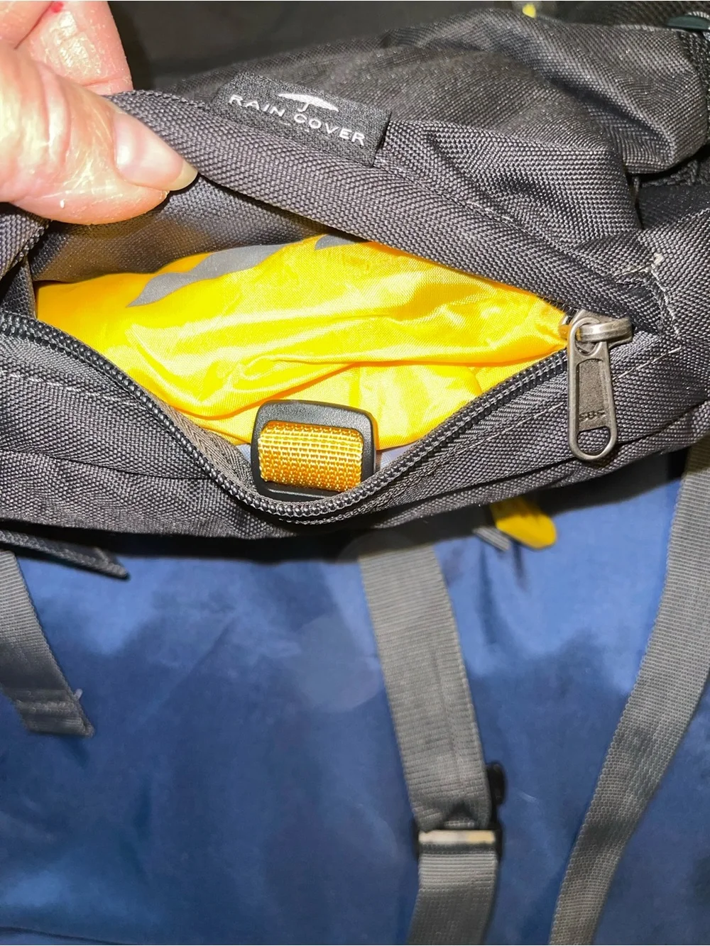 Skysper LANTC 30 Black Backpack with Yellow Accents